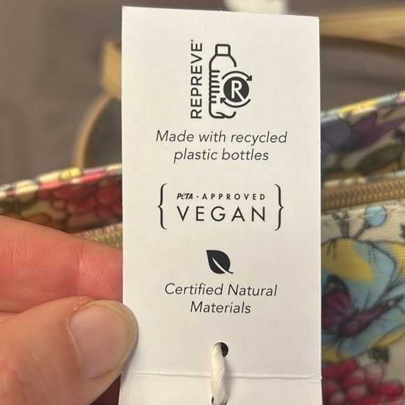 sakroots “art for a cause” shoulder bag - Picture 7 of 9